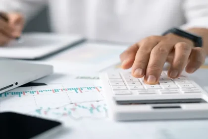 Creat the image Tech Firm Multi Apex Reports Growth